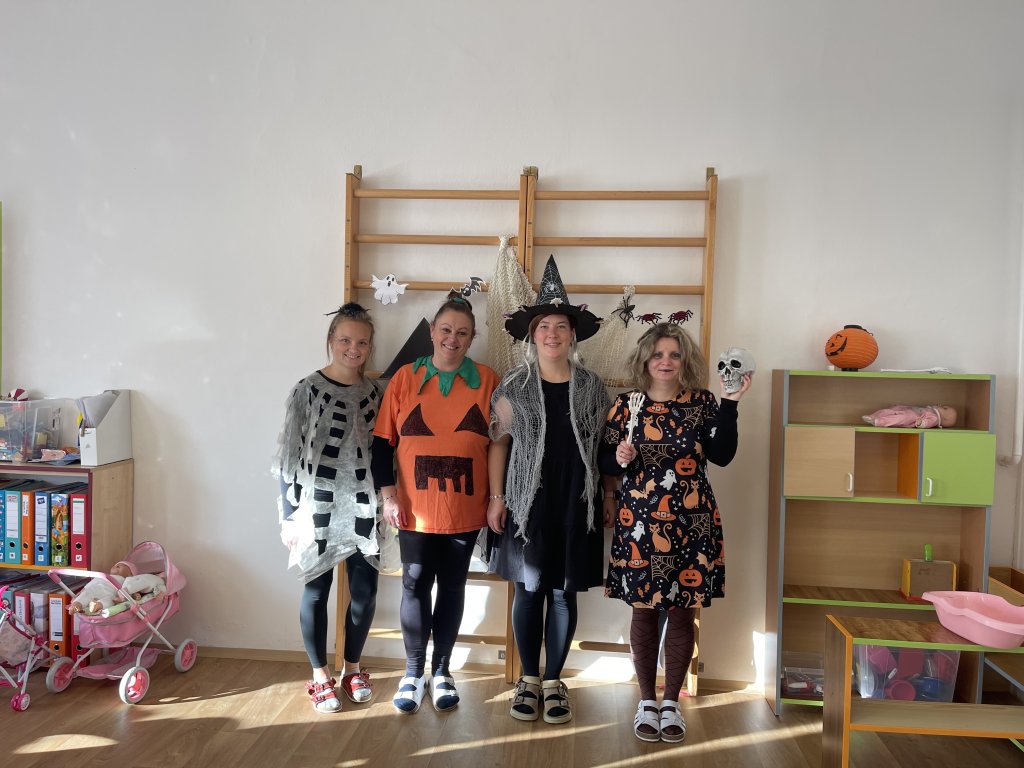 Halloweenský karneval