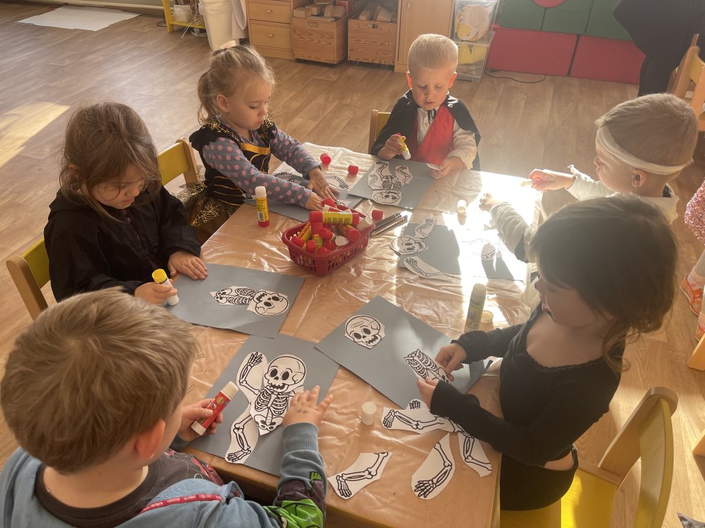 Halloweenský karneval