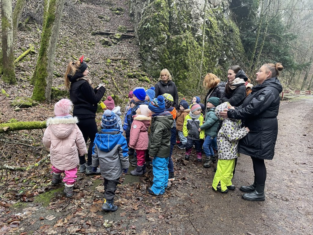 S čerty jsou žerty