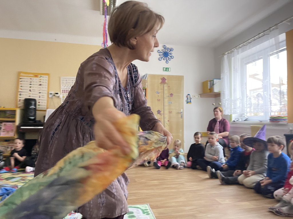 Muzikoterapie a Masopustní průvod